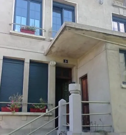 Le Numero 5 Дом отдыха *
