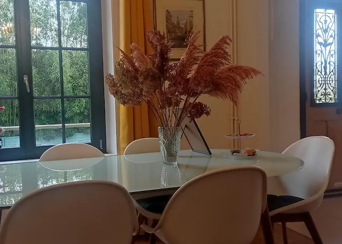 Holiday home Le Numero 5